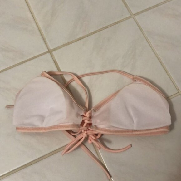 Light Pink Bikini Top (XS) - Picture 3 of 4